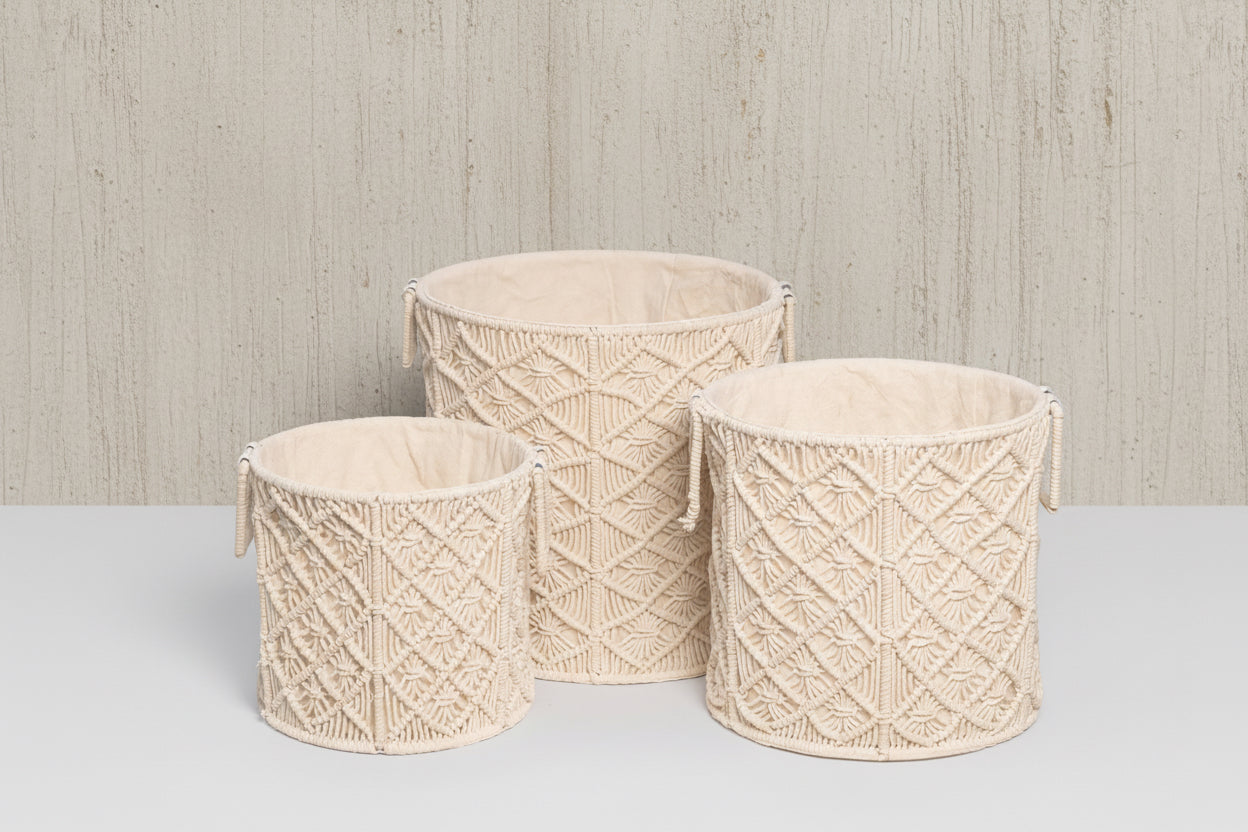 Off- White Round Macrame Baskets