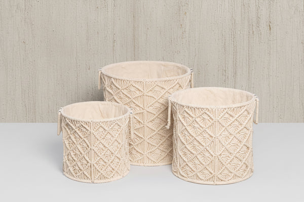 Off- White Round Macrame Baskets